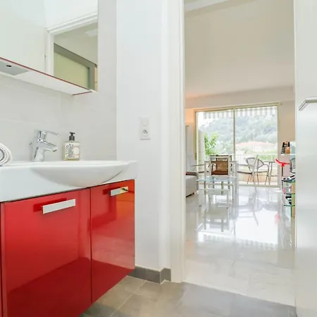 « La Grande » Vue Mer, Piscine Menton