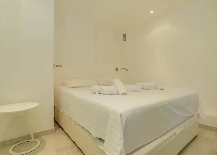 « La Grande » Vue Mer, Piscine * Menton