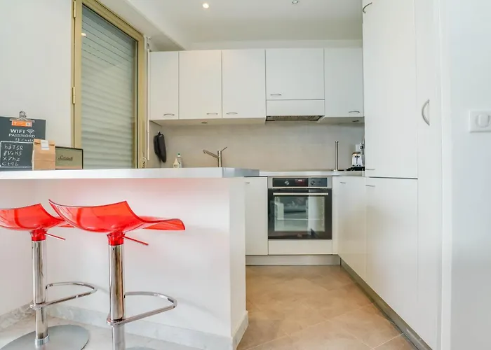 « La Grande » Vue Mer, Piscine *